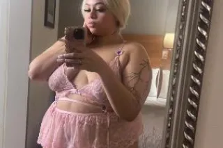 Double the fun with BBWs - Image 5